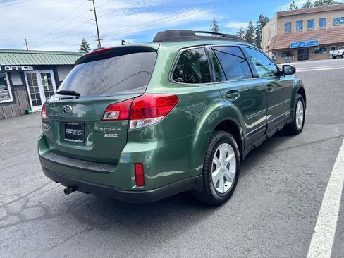 Used 2013 Subaru Outback 2.5i Premium AWD/4WD image 5