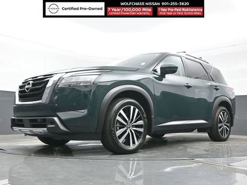 Certified 2025 Nissan Pathfinder Platinum w/ Cargo Package image 17