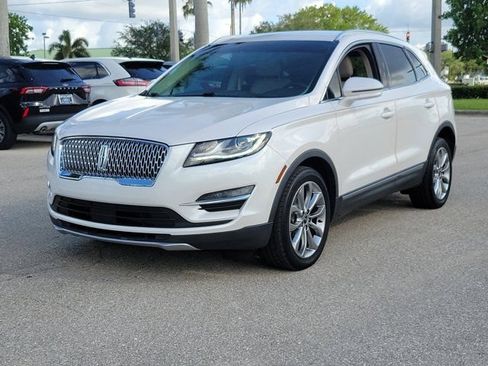 Certified 2019 Lincoln MKC Select FWD image 3