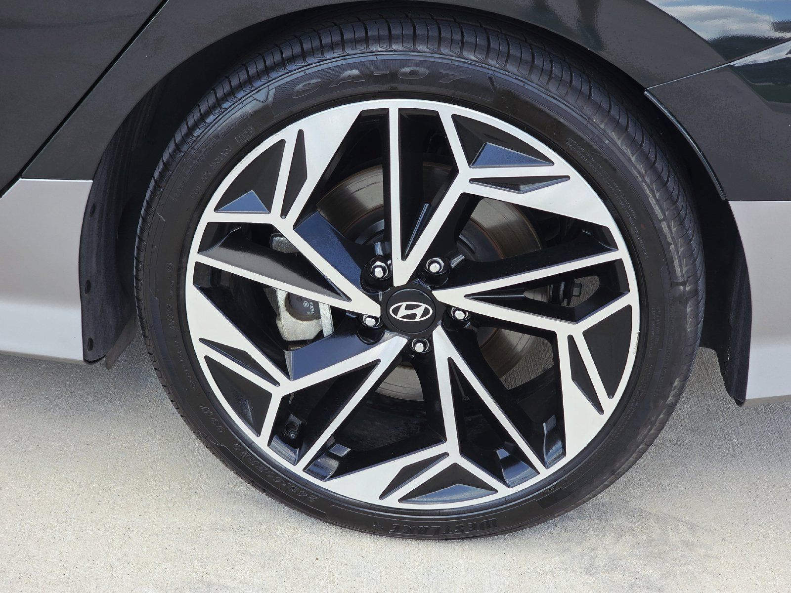 Certified 2023 Hyundai Ioniq 6 SEL RWD image 9