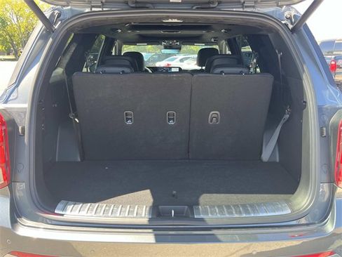 Used 2025 Hyundai Palisade Calligraphy image 11