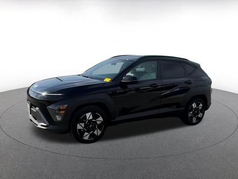 Used 2025 Hyundai Kona SEL image 7