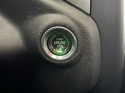 Used 2020 Chevrolet Silverado 1500 LTZ w/ LTZ Premium Package image 32