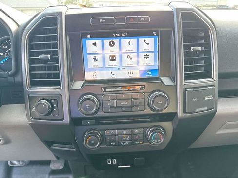 Used 2017 Ford F150 XLT w/ Equipment Group 302A Luxury image 14