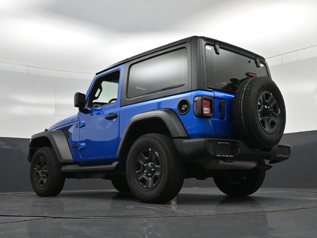 Used 2026 Jeep Wrangler Sport AWD/4WD image 23