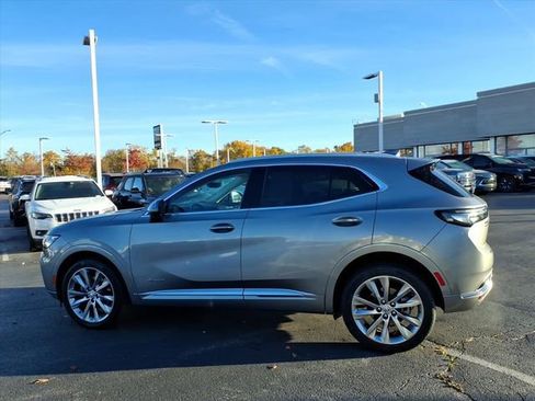 Used 2023 Buick Envision Avenir image 10