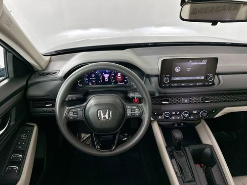 Used 2025 Honda Accord SE image 20