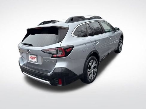 Used 2022 Subaru Outback Limited image 5