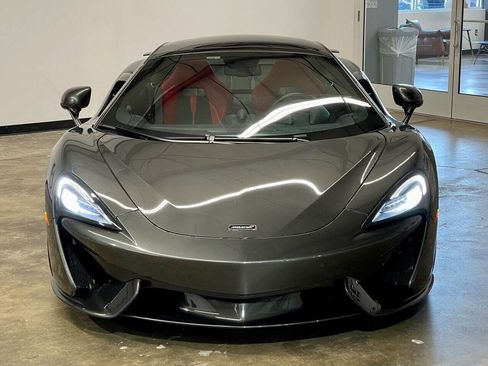 Used 2017 McLaren 570S image 25