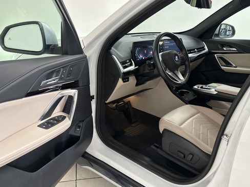 Used 2024 BMW X1 xDrive28i image 7