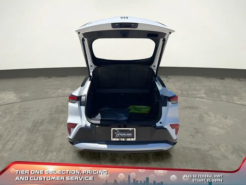 New 2025 Buick Envision Sport Touring image 15