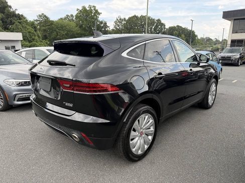 Used 2018 Jaguar E-PACE SE AWD/4WD image 4
