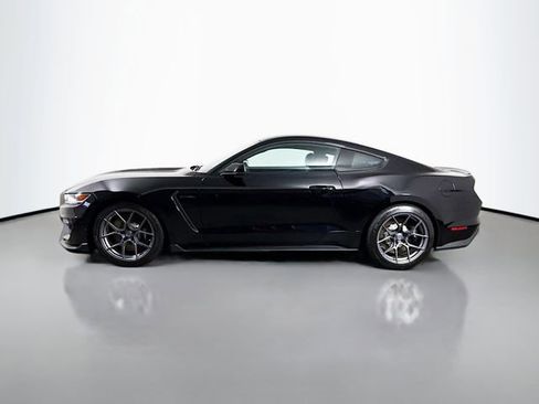 Used 2016 Ford Mustang Shelby GT350 w/ Technology Package RWD image 9
