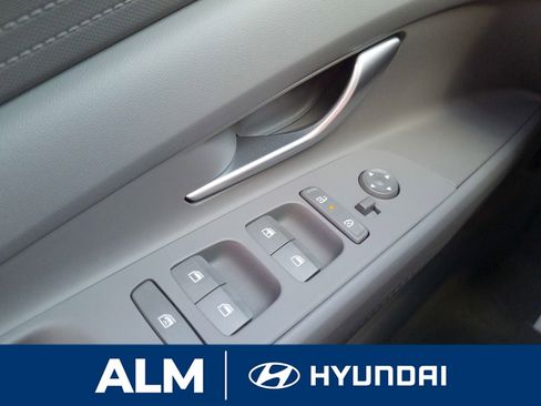 New 2026 Hyundai Elantra SE image 30