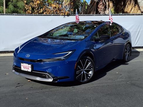 Certified 2024 Toyota Prius XLE image 26