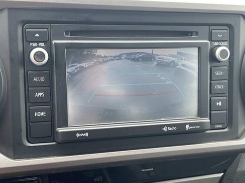 Used 2017 Toyota Tacoma SR5 w/ Tow Package AWD/4WD image 27