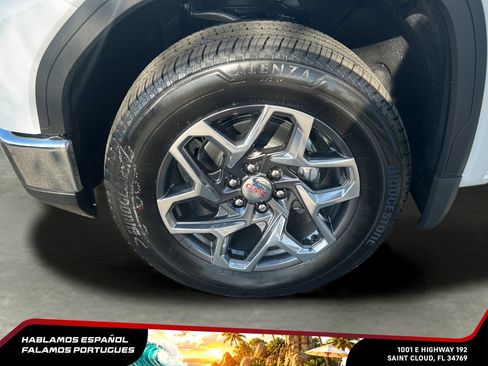 New 2026 GMC Sierra 1500 SLE w/ Preferred Package RWD image 10