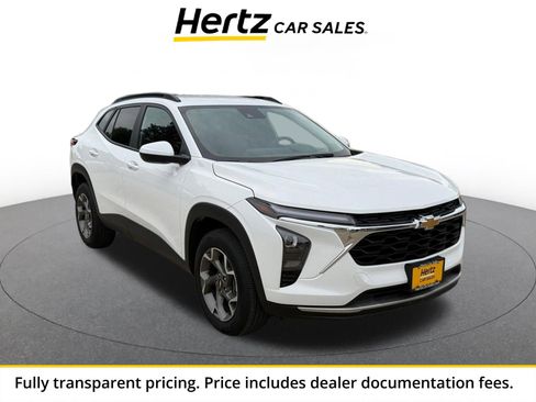 Used 2025 Chevrolet Trax LT w/ LT Convenience Package FWD image 1