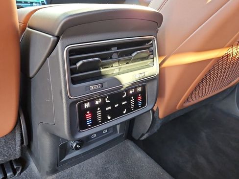 Used 2021 Audi Q7 3.0T Prestige w/ Prestige Package image 16