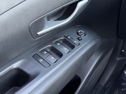 Used 2022 Hyundai Santa Cruz SEL Premium image 31