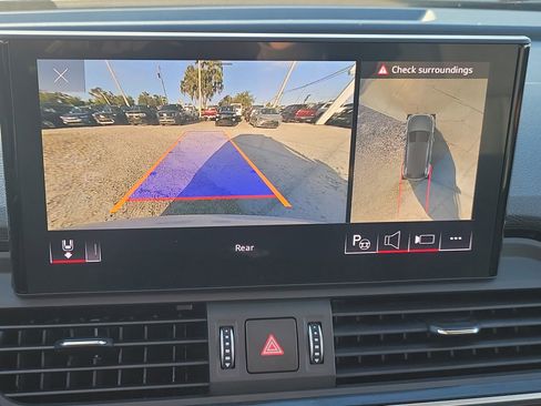 Used 2021 Audi Q5 Prestige image 23