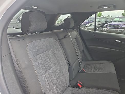 Used 2024 Chevrolet Equinox LT AWD/4WD image 77