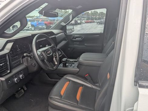 Used 2025 GMC Sierra 1500 AT4 AWD/4WD image 15