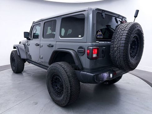 Used 2020 Jeep Wrangler Unlimited Sahara AWD/4WD image 8