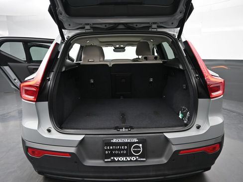 Certified 2026 Volvo XC40 B5 Plus w/ Protection Package Premier AWD/4WD image 18