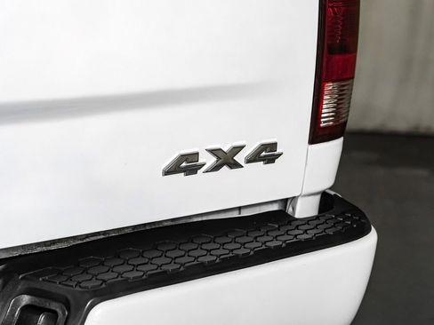 Used 2017 RAM 2500 SLT image 48