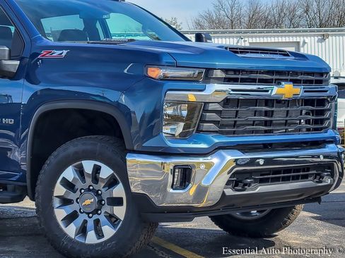 New 2026 Chevrolet Silverado 2500 LT w/ All Star Edition image 2