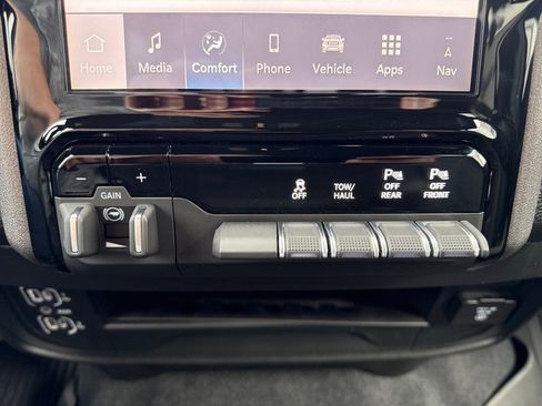 Used 2026 RAM 2500 Tradesman image 31