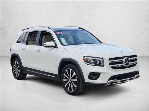 Certified 2023 Mercedes-Benz GLB 250 4MATIC image 3