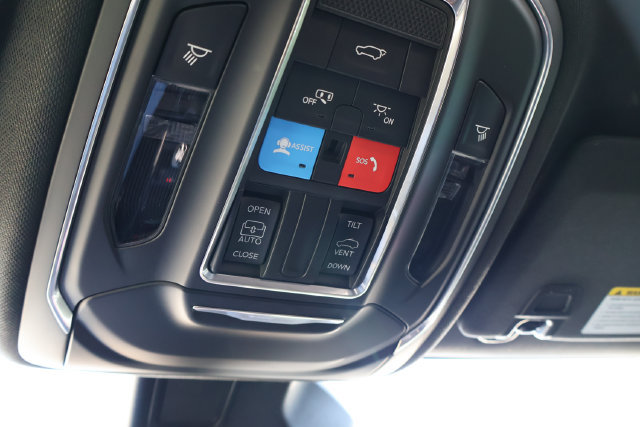 New 2026 Jeep Grand Cherokee Altitude RWD image 18
