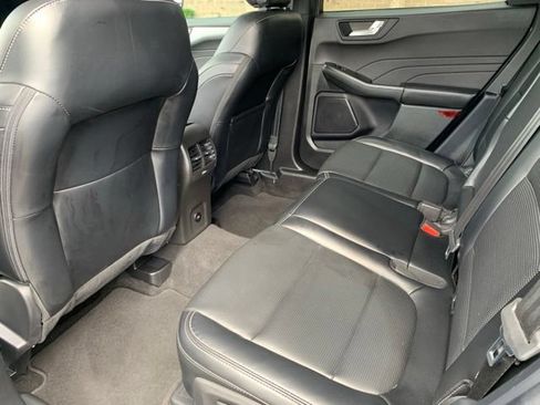 Used 2025 Ford Escape Platinum AWD/4WD image 18