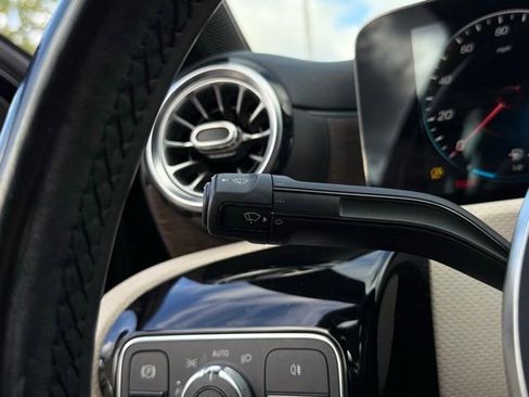 Used 2021 Mercedes-Benz A 220 4MATIC w/ Premium Package image 36