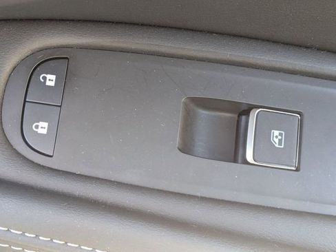 Used 2025 INFINITI QX60 Sensory w/ Vision Package image 34