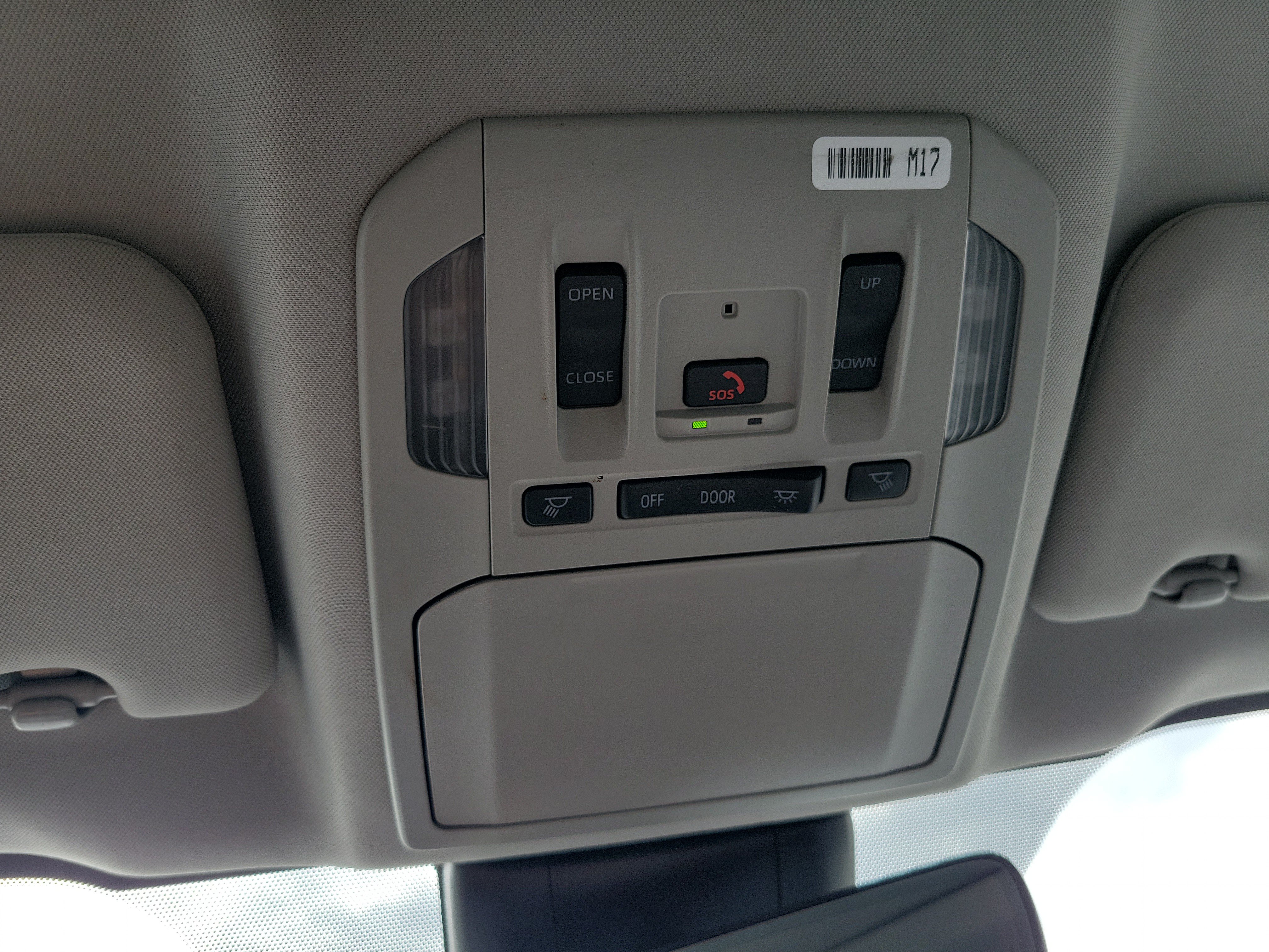 Used 2024 Toyota Highlander Limited AWD/4WD image 33