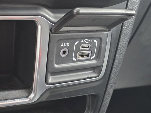 Used 2021 Jeep Wrangler Unlimited Sport image 19