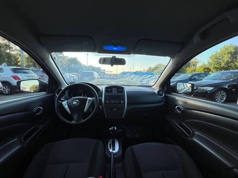 Used 2018 Nissan Versa SV image 14