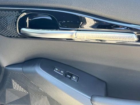 New 2026 Kia Seltos S FWD image 16