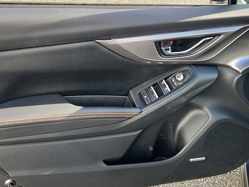 Used 2022 Subaru Crosstrek 2.5i Limited w/ Moonroof Package 2 image 12