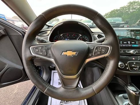 Used 2016 Chevrolet Malibu LT FWD image 22