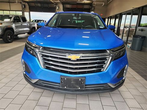 Used 2024 Chevrolet Equinox Premier FWD image 2