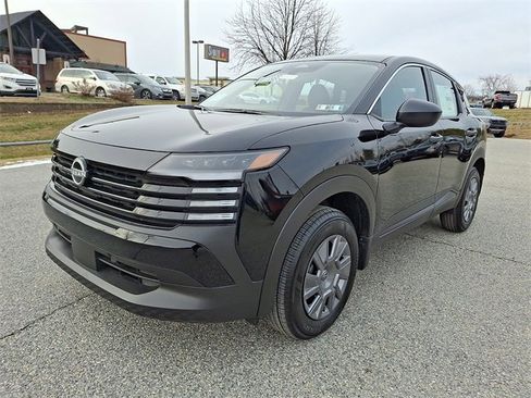 New 2026 Nissan Kicks S image 4