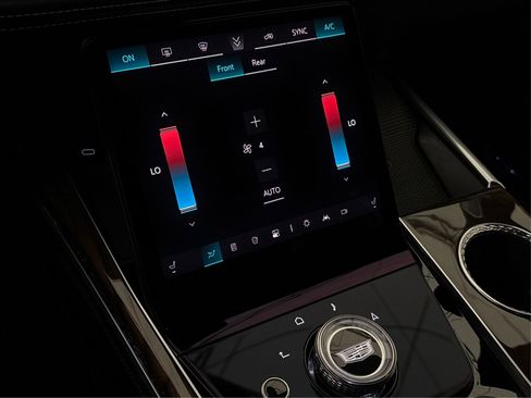 New 2025 Cadillac Escalade ESV Sport Platinum image 26