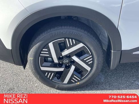 New 2026 Nissan Kicks SV w/ SV Premium Package image 7