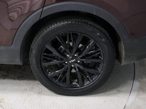 Used 2022 Kia Telluride SX image 19