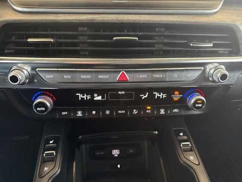 Used 2020 Kia Telluride EX w/ EX Premium Package FWD image 21