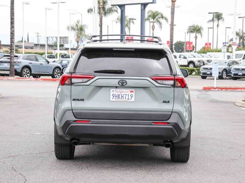 Used 2023 Toyota RAV4 XLE Premium FWD image 12